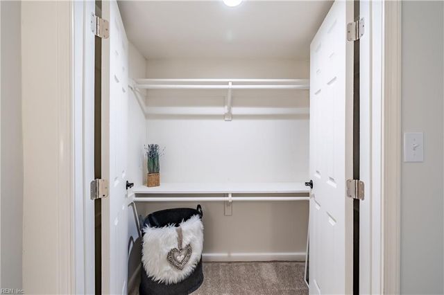 1110 Crist PL, Virginia Beach, VA 23454