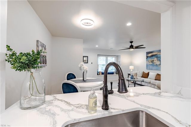 1110 Crist PL, Virginia Beach, VA 23454