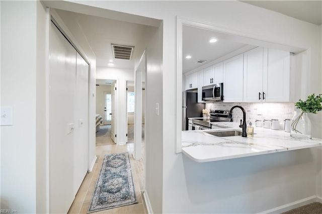 1110 Crist PL, Virginia Beach, VA 23454