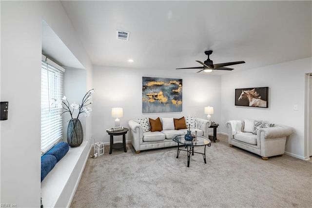 1110 Crist PL, Virginia Beach, VA 23454