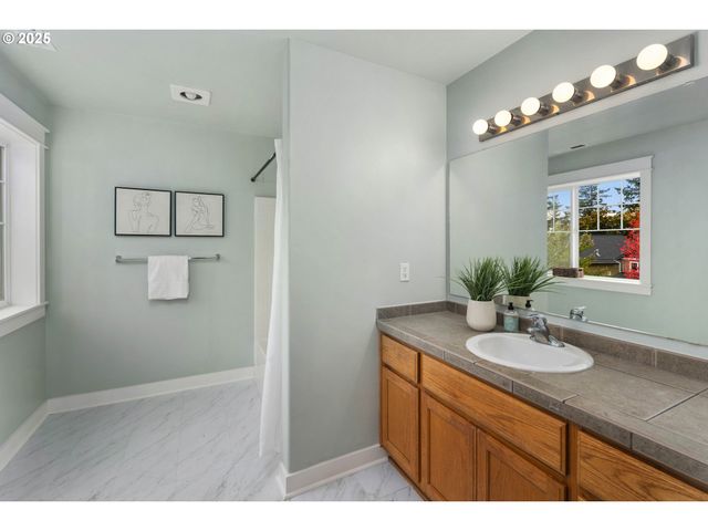 4585 Y St, Washougal, WA 98671