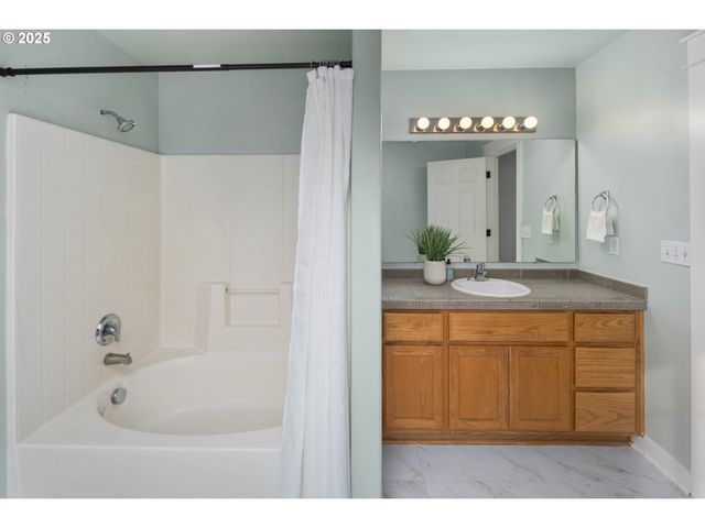 4585 Y St, Washougal, WA 98671