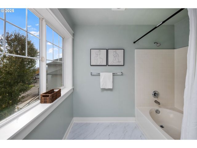 4585 Y St, Washougal, WA 98671