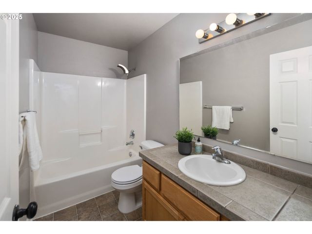 4585 Y St, Washougal, WA 98671