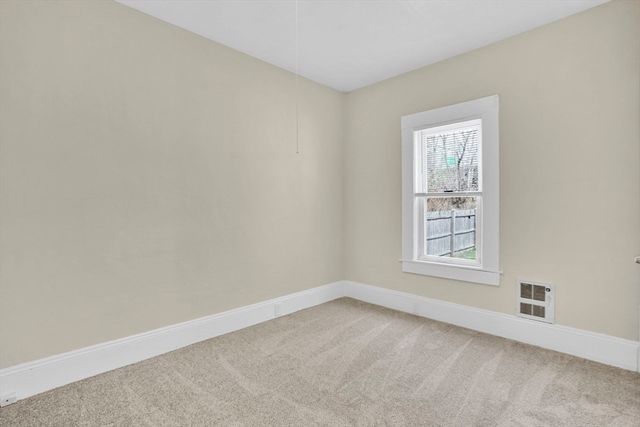 38 Whitman St, Chicopee, MA 01013
