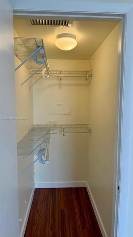 50 Biscayne Blvd 4507, Miami, FL 33132