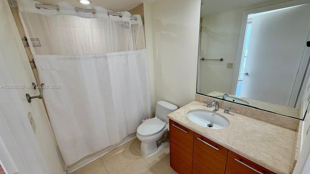 50 Biscayne Blvd 4507, Miami, FL 33132