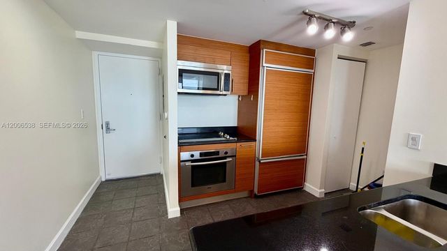 50 Biscayne Blvd 4507, Miami, FL 33132