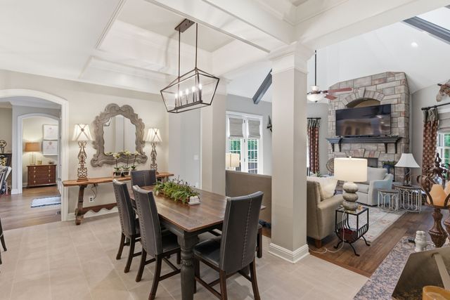 9421 Whittingham Dr, Brentwood, TN 37027