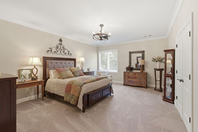9421 Whittingham Dr, Brentwood, TN 37027