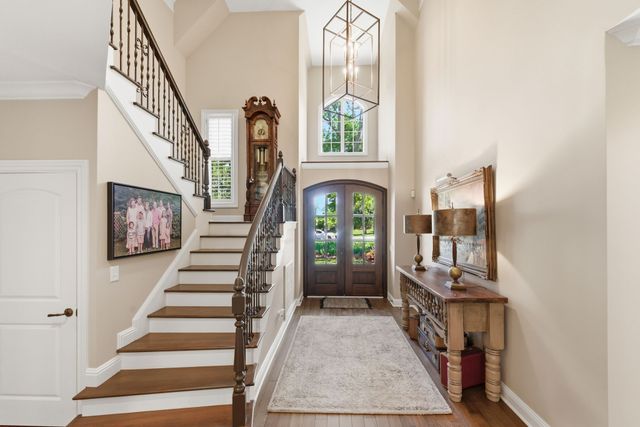 9421 Whittingham Dr, Brentwood, TN 37027