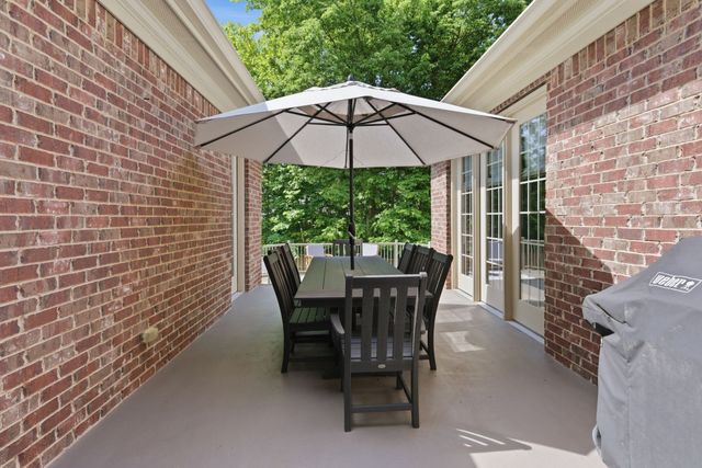 9421 Whittingham Dr, Brentwood, TN 37027