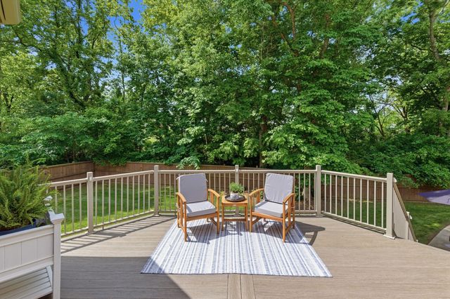 9421 Whittingham Dr, Brentwood, TN 37027