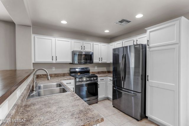 14354 S Camino Vallado, Sahuarita, AZ 85629