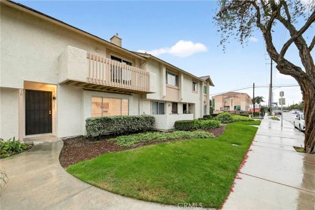 11360 166th 10, Cerritos, CA 90703