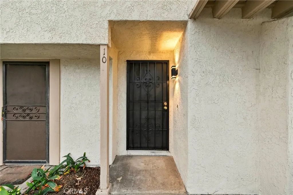 11360 166th 10, Cerritos, CA 90703