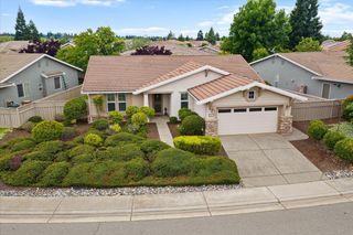 1017 Longhorn Ln, Lincoln, CA 95648