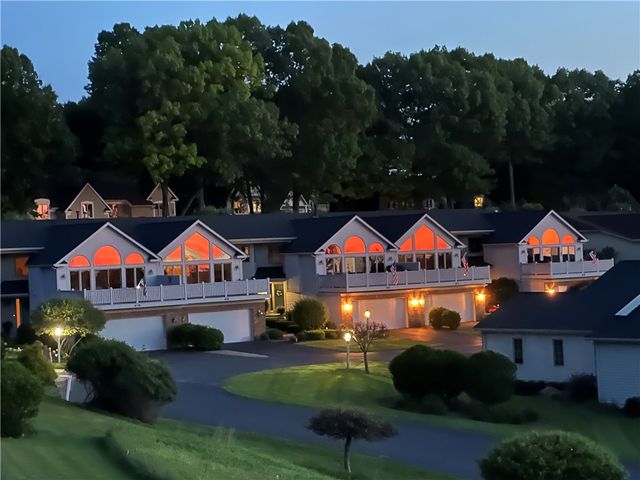 676 Midship Circle Circle, Webster, NY 14580