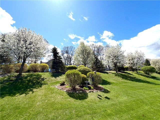 676 Midship Circle Circle, Webster, NY 14580