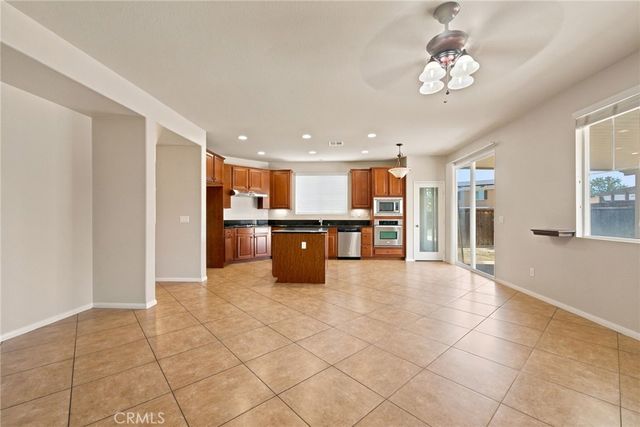 30632 Whetstone Circle, Menifee, CA 92584