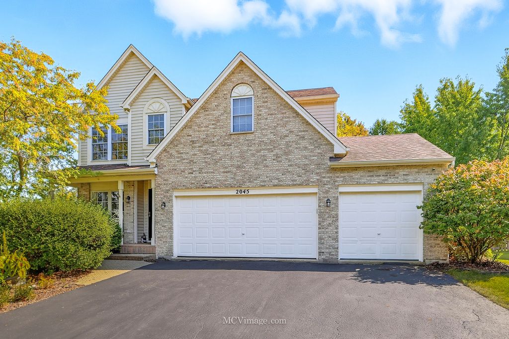 2045 Winding Lakes Drive, Plainfield, IL 60586