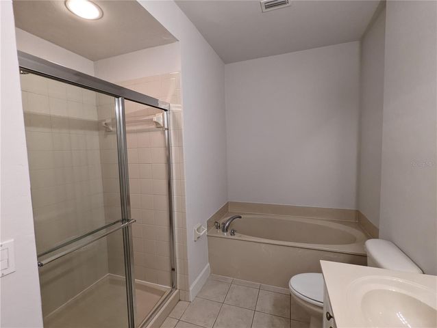 7782 SW 64TH LANE 1002, Gainesville, FL 32608