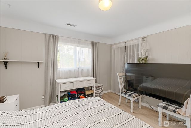 8 Trinity Place, Cosmopolis, WA 98537