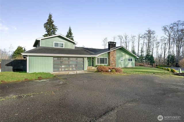 8 Trinity Place, Cosmopolis, WA 98537