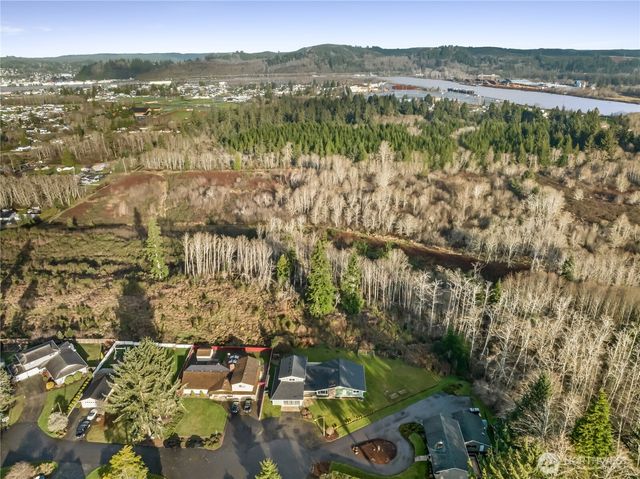 8 Trinity Place, Cosmopolis, WA 98537