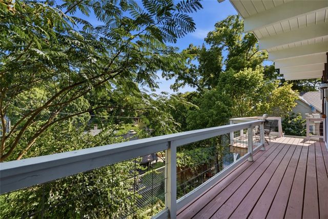 51 Mountain Street, Eureka Springs, AR 72632