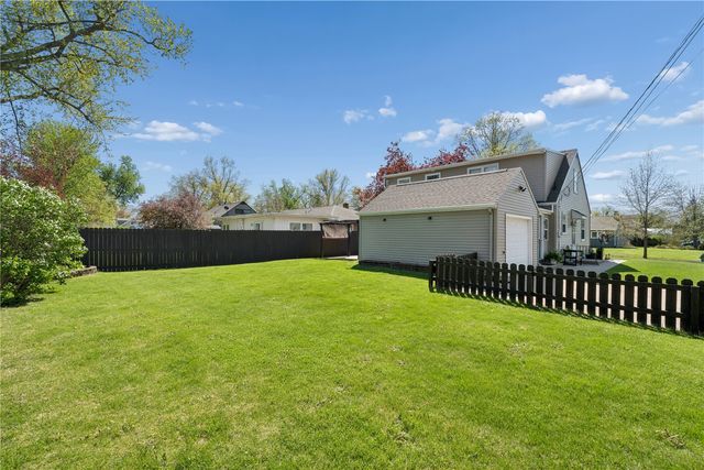 500 31st Street SE, Cedar Rapids, IA 52402