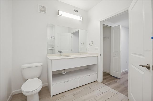 1230 SOUTHSTATION 214, Orlando, FL 32809