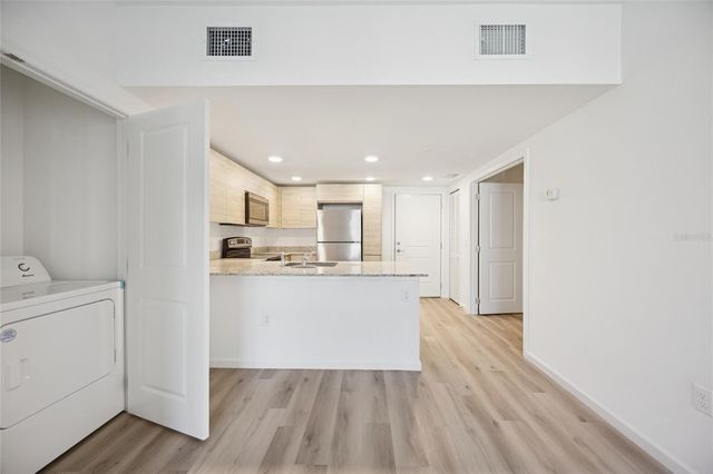 1230 SOUTHSTATION 214, Orlando, FL 32809