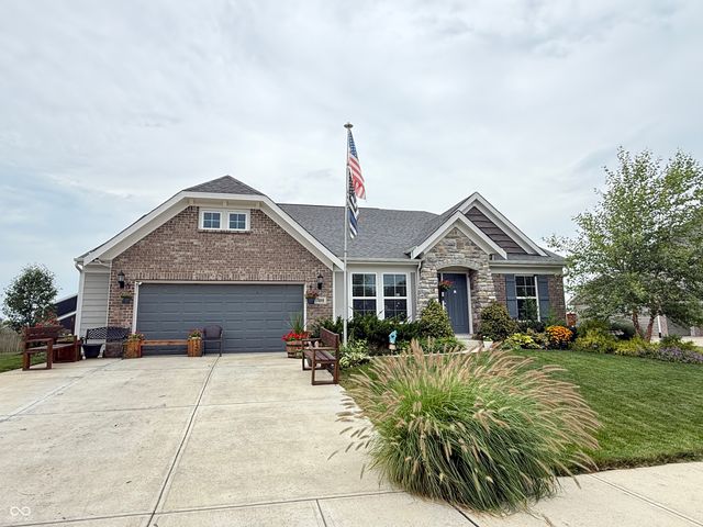 1400 W Springhurst Boulevard, Greenfield, IN 46140