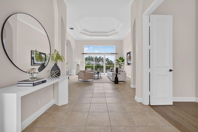 540 Les Jardin Drive, Palm Beach Gardens, FL 33410