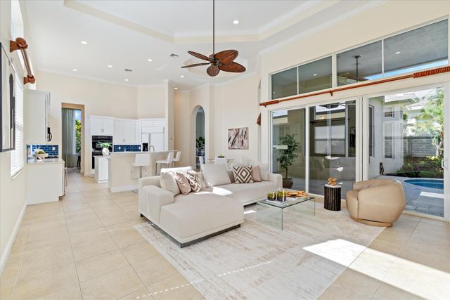 540 Les Jardin Drive, Palm Beach Gardens, FL 33410