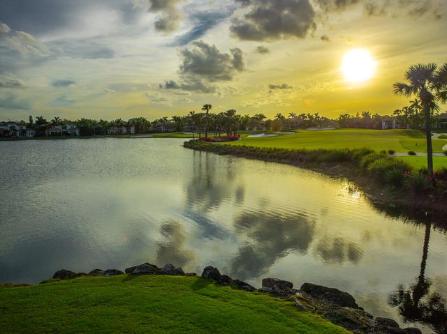 540 Les Jardin Drive, Palm Beach Gardens, FL 33410