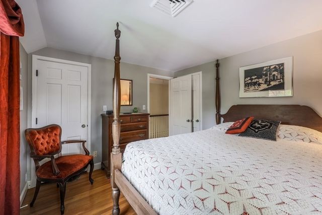36 Westwood Rd, Shrewsbury, MA 01545