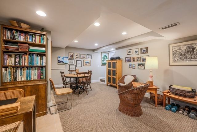 36 Westwood Rd, Shrewsbury, MA 01545