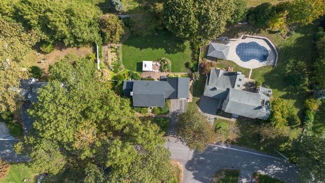 36 Westwood Rd, Shrewsbury, MA 01545