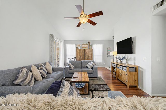 1094 S SIERRA Street, Gilbert, AZ 85296