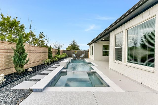 18703 Keepers Dwelling Court, Cypress, TX 77433