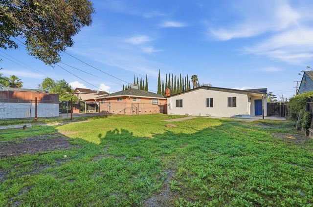 2120 Michigan Ave, Stockton, CA 95204