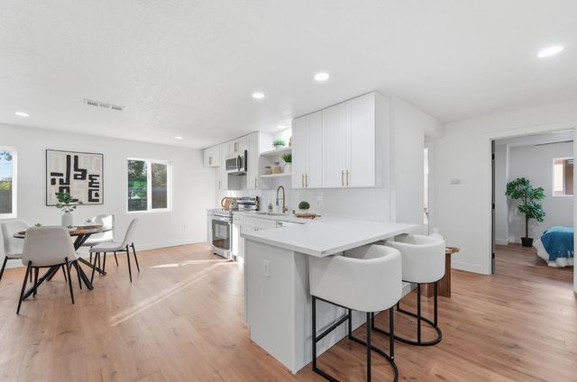 2120 Michigan Ave, Stockton, CA 95204