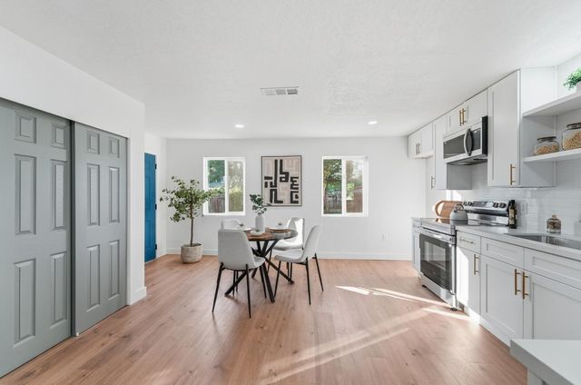 2120 Michigan Ave, Stockton, CA 95204