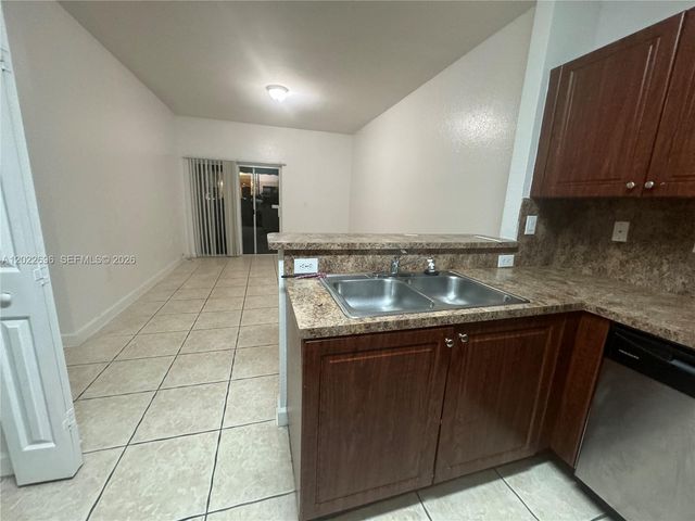 2991 NW 36th Way, Lauderdale Lakes, FL 33311