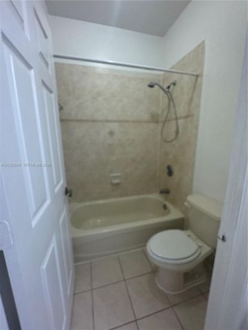 2991 NW 36th Way, Lauderdale Lakes, FL 33311
