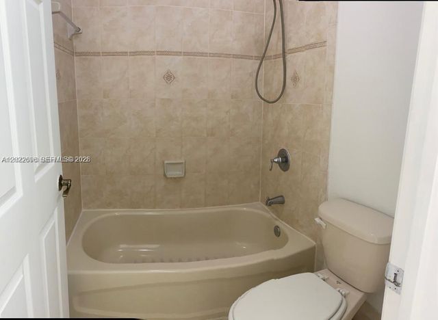 2991 NW 36th Way, Lauderdale Lakes, FL 33311
