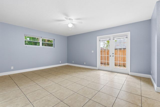 1029 Staghorn Street, Wellington, FL 33414