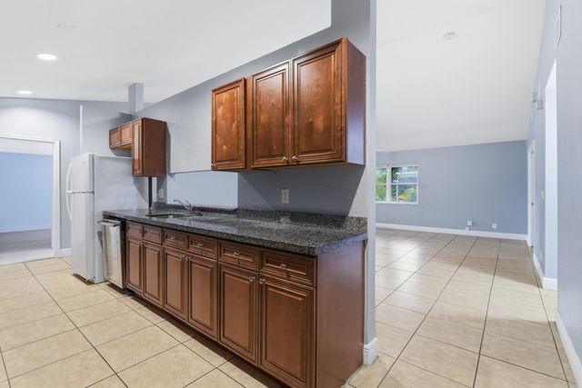 1029 Staghorn Street, Wellington, FL 33414